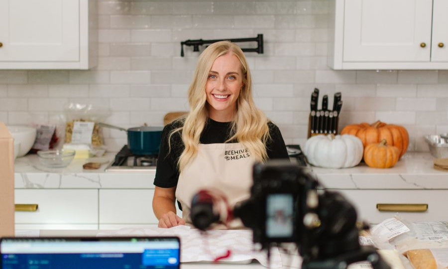 Make Thanksgiving Dinner with Allyse