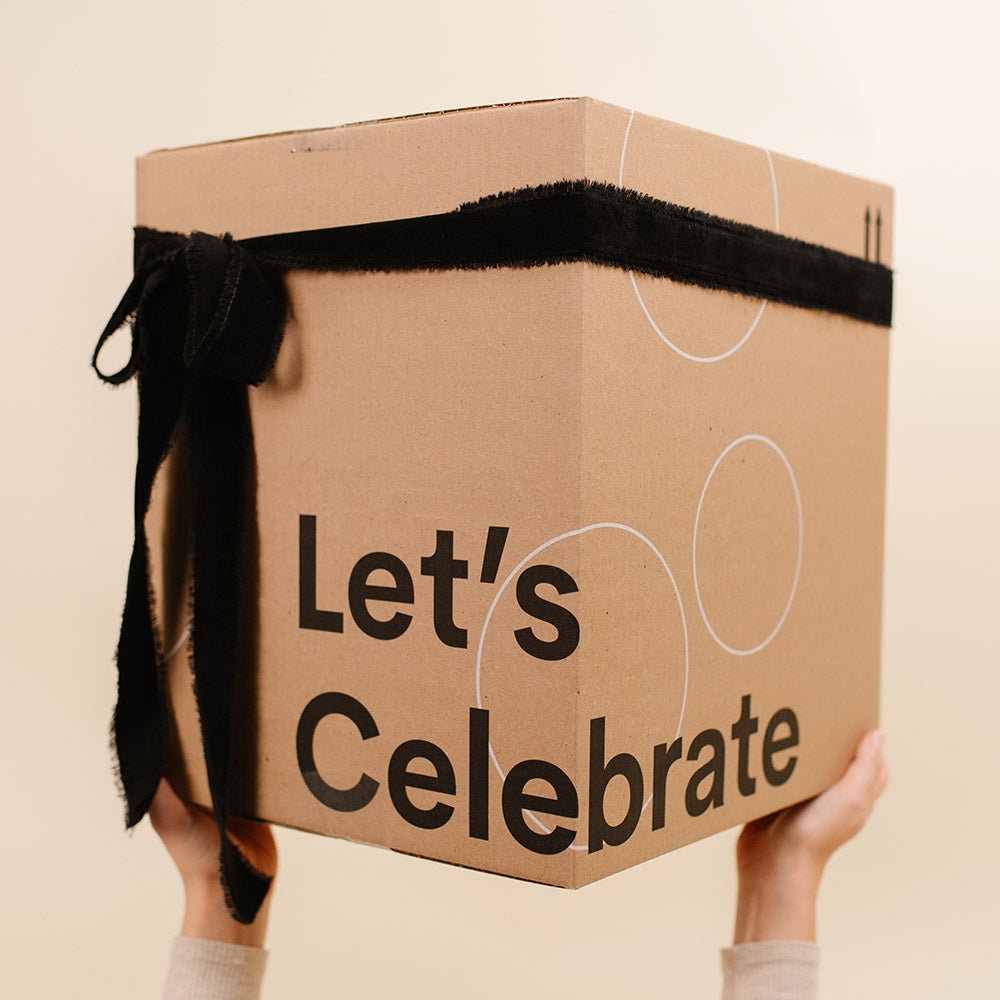 beehivemeals-giftbox-letscelebrate.jpg